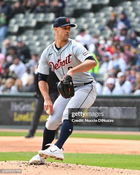 Jack Flaherty of the Detroit Tigers throws a pitch against the Chicago White Sox at Guaranteed Rate Field on March 31, 2024 in Chicago, Illinois.