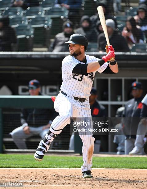 Andrew Benintendi of the Chicago White Sox bats against the Detroit Tigers at Guaranteed Rate Field on March 31, 2024 in Chicago, Illinois.