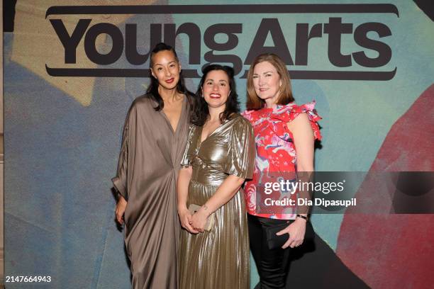 Angela Goding Angela Goding Photos and Premium High Res Pictures - Getty Images