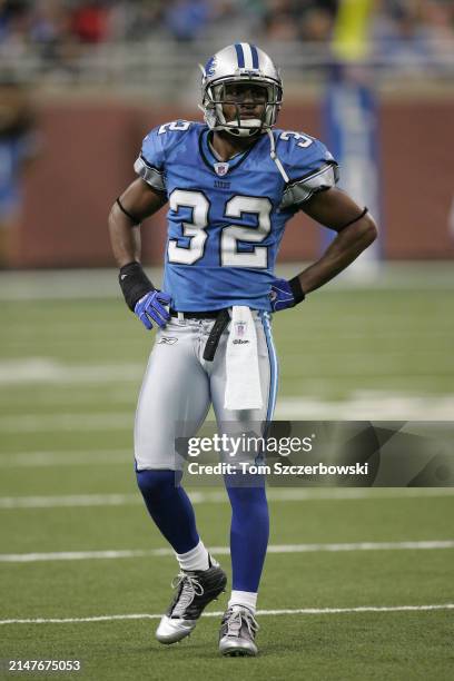 Dre Bly of the Detroit Lions looks on during NFL game action against the Green Bay Packers on September 24, 2006 at Ford Field in Detroit, Michigan.