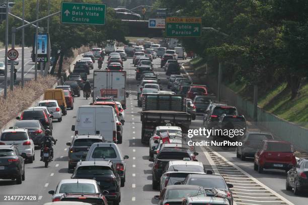 Vehicles are moving during the morning of Thursday, on the North-South corridor, at the height of the Tutoia overpass, in the southern zone of the...