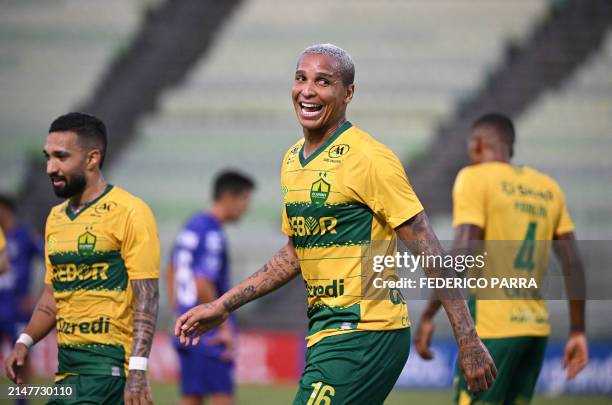 Cuiaba's forward Deyverson gestures during the Copa Sudamericana group stage first leg match between Venezuela's Metropolitanos and Brazil's Cuiaba...