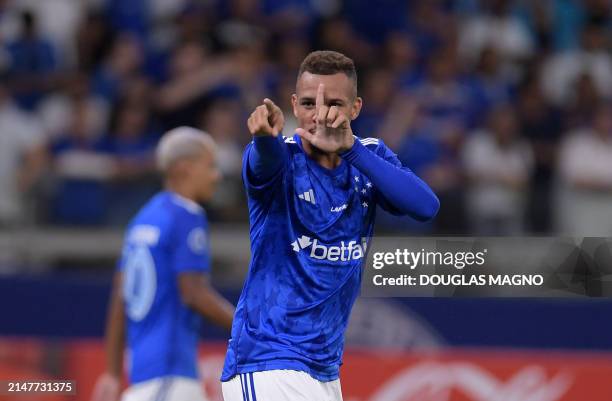 Cruzeiro's defender Ze Ivaldo celebrates after scoring a goal during the Copa Sudamericana group stage first leg match between Brazil's Cruzeiro and...