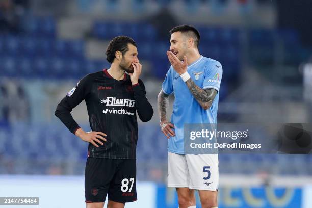 Antonio Candreva of US Salernitana talks to Matias Vecino of SS Lazio during the Serie A TIM match between SS Lazio and US Salernitana at Stadio...