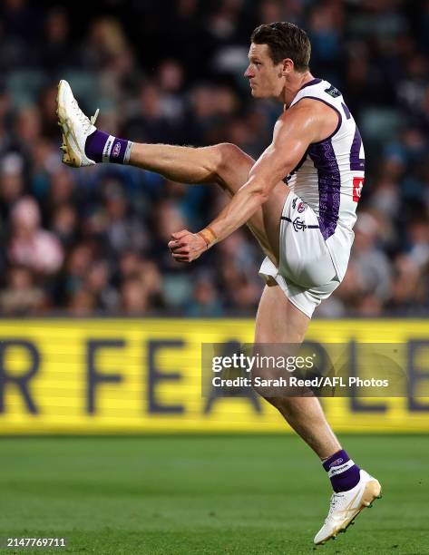 Matt Taberner of the Dockers during the 2024 AFL Round 05 match between the Port Adelaide Power and the Fremantle Dockers at Adelaide Oval on April...