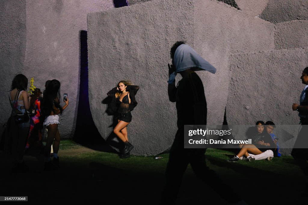Features and musicians Coachella day 1