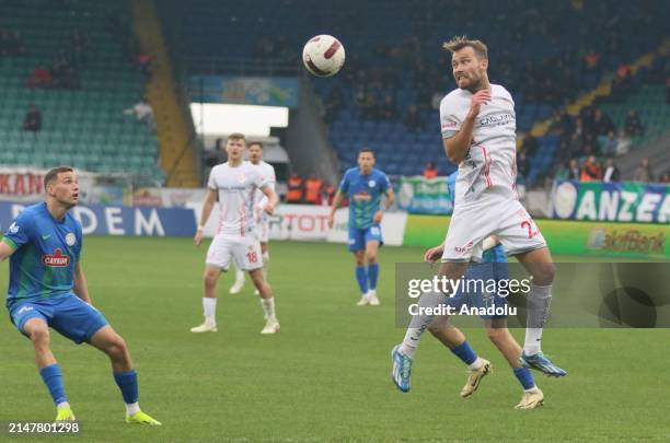 Van De Streek of Antalyaspor in action during the Turkish Super Lig week 32 football match between Caykur Rizespor and Bitexen Antalyaspor at Caykur...