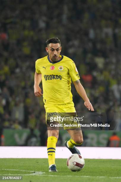 Irfan Can Kahveci of Fenerbahce controls the ball during the Turkish Super League match between Fatih Karagumruk and Fenerbahce at Ataturk Olympic...