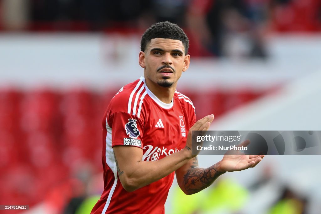 Nottingham Forest v Wolverhampton Wanderers - Premier League