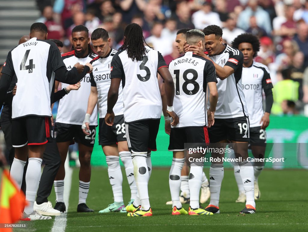 West Ham United v Fulham FC - Premier League
