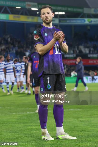 Thomas Oude Kotte of Telstar is looking dejected when thanking the awayfans of Telstar during the Dutch Keukenkampioendivisie match between De...