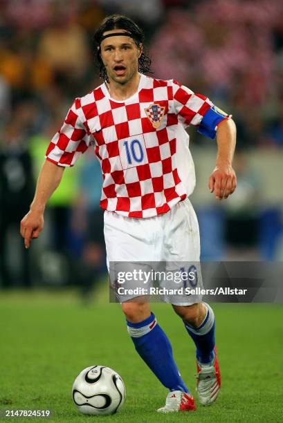 June 22: Niko Kovac of Croatia on the ball during the FIFA World Cup Finals 2006 Group F match between Croatia and Australia at Gottlieb Daimler...