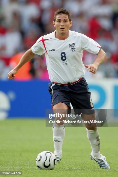 June 25: Frank Lampard of England on the ball during the FIFA World Cup Finals 2006 Round Of 16 match between England and Ecuador at Gottlieb Daimler...