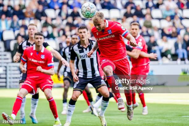 Luuk Brouwers of sc Heerenveen heads the ball during the Dutch Eredivisie match between Heracles Almelo and sc Heerenveen at the Erve Asito on April...