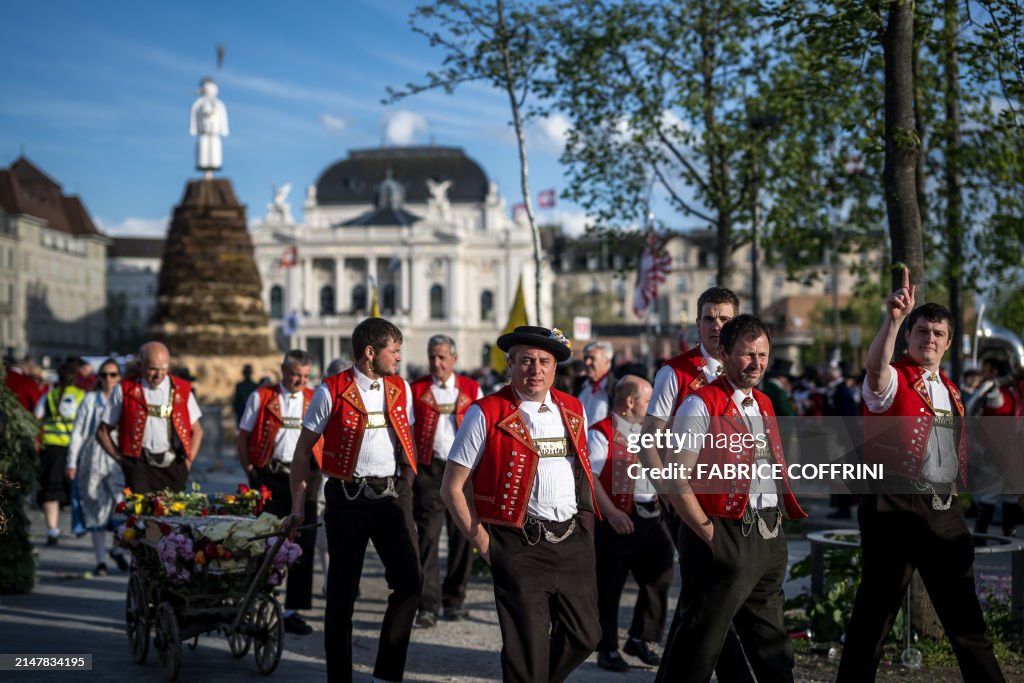 SWITZERLAND-TRADITION