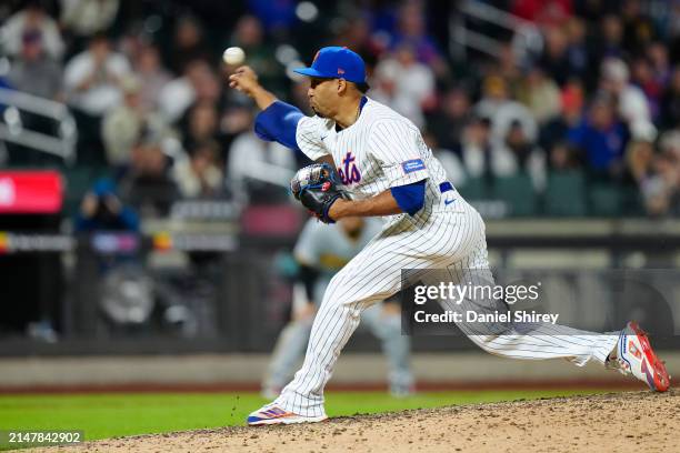 Edwin Díaz of the New York Mets pitches during the game between the Pittsburgh Pirates and the New York Mets at Citi Field on Monday, April 15, 2024...