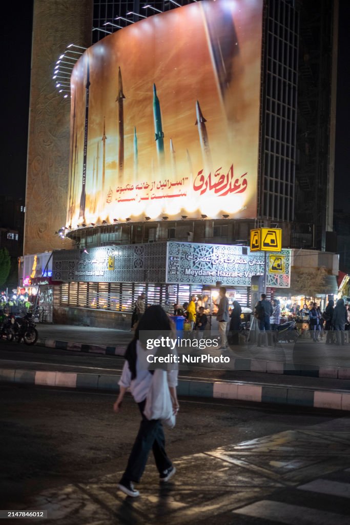 Iran-Daily Life Under Images Of IRGC Missiles