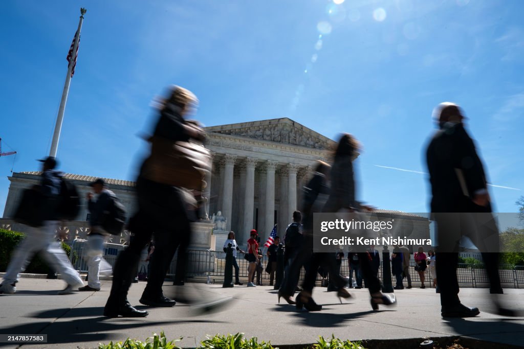Supreme Court Hears Case On January 6th Rioter's Obstruction Challenge