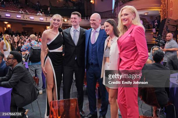 Cameron Brink and her family pose for a photo with Caitlin Clark during the 2024 WNBA Draft on April 15, 2024 at the Brooklyn Academy of Music in...