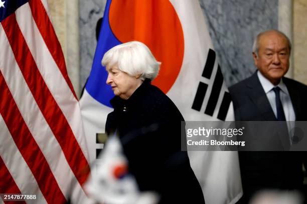 Janet Yellen, US treasury secretary, left, and Shunichi Suzuki, Japan's finance minister, arrive for a trilateral meeting with Choi Sang-mok, South...