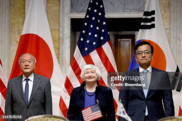Shunichi Suzuki, Japan's finance minister, from left, Janet Yellen, US treasury secretary, and Choi Sang-mok, South Korea's finance minister, during...