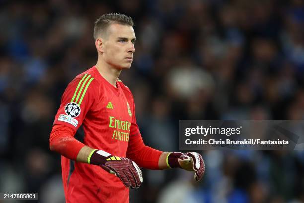 Andriy Lunin of Real Madrid looks on during the UEFA Champions League quarter-final second leg match between Manchester City and Real Madrid CF at...