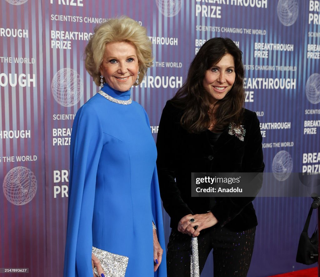 Elaine Wynn and Gillian Wynn pose at the red carpet before the 10th