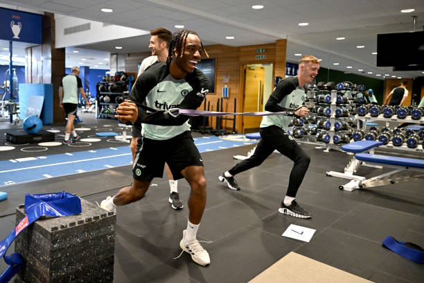 GBR: Chelsea Training Session