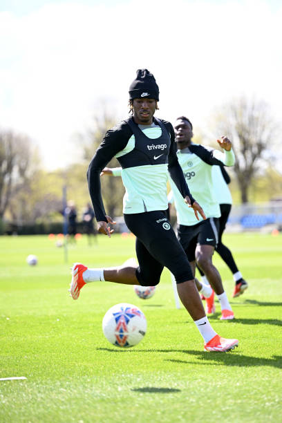 GBR: Chelsea Training Session