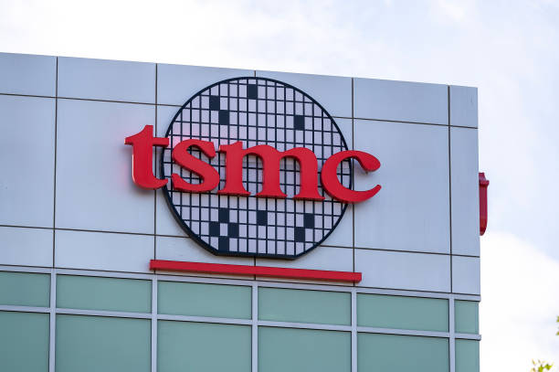 CA: TSMC Lowers Chip Market Outlook As Consumer Weakness Persists