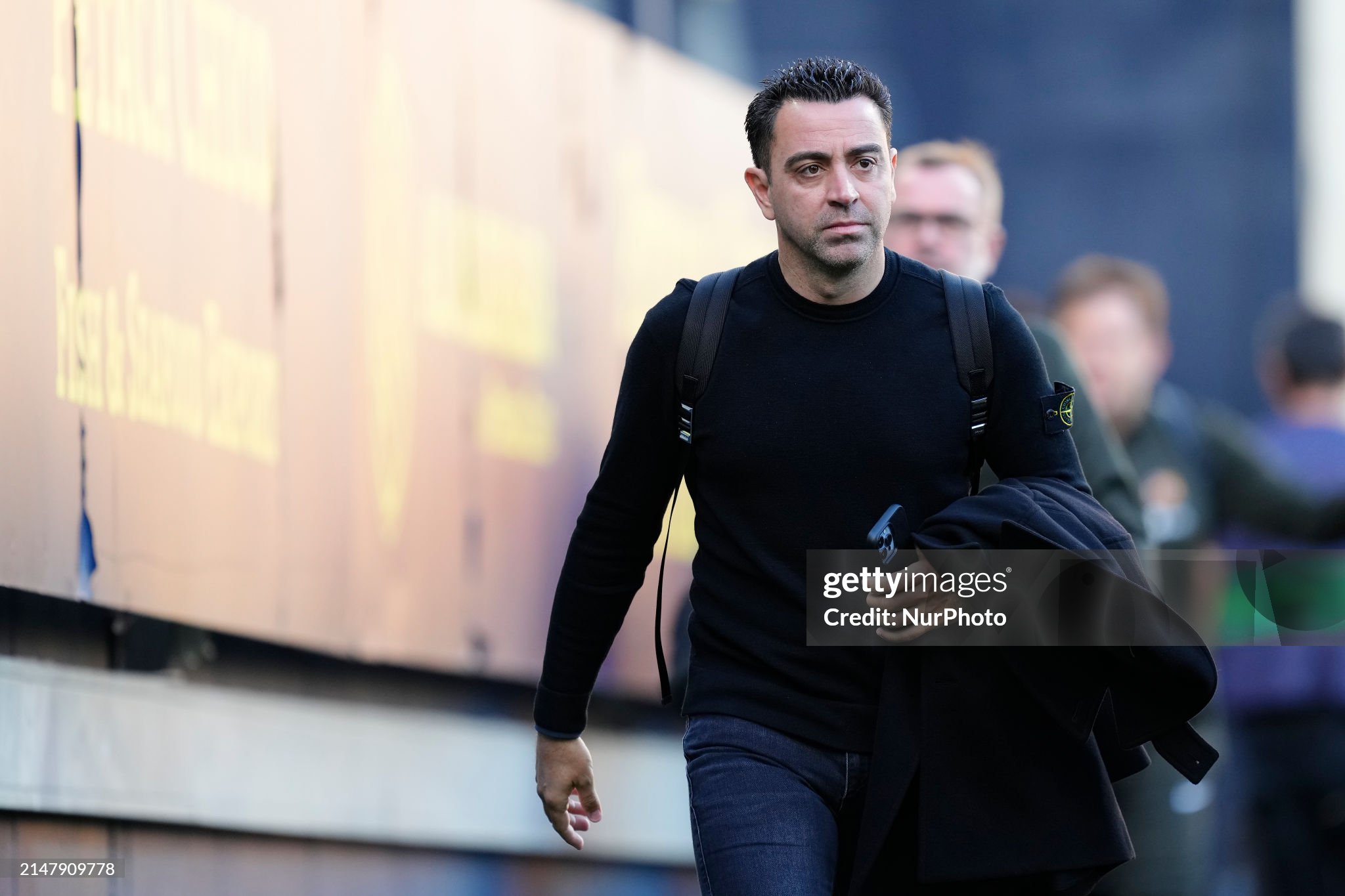 Barcelona confirms Xavi's turnaround: coach to remain after all