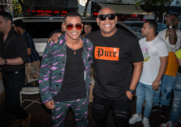 FL: Gente De Zona "Demasiado" Album Release