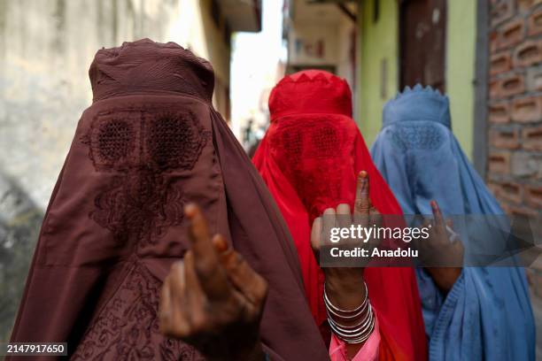 771 India Burqa Stock Photos, High-Res Pictures, and Images - Getty Images