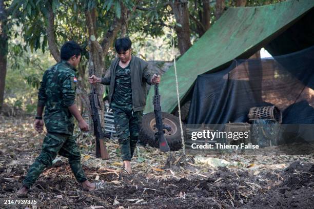 Kndf 365 Karenni Nationalities Defence Force Photos & High Res Pictures ...