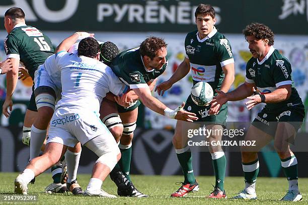Second Row Rugby Union 122 De Pau Row Stock Photos, High-Res Pictures, and Images - Getty Images