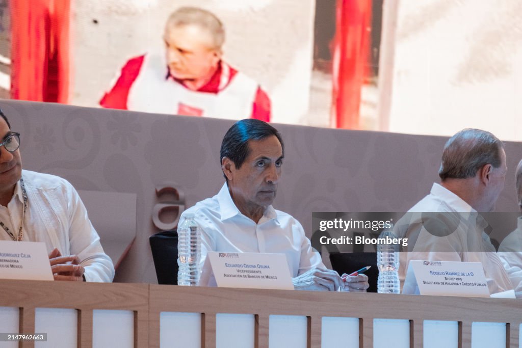 Key Speakers At The Association Of Mexican Banks Convention