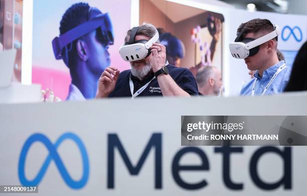 Meta Hi Tech 24,096 Meta Stock Photos, High-Res Pictures, and Images - Getty Images