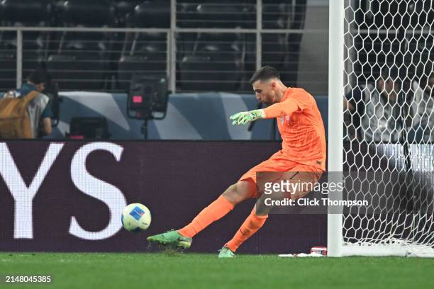 Matt Turner of the United States plays the ball during the Concacaf Nations League final match between Mexico and USMNT at AT&T Stadium on March 24,...