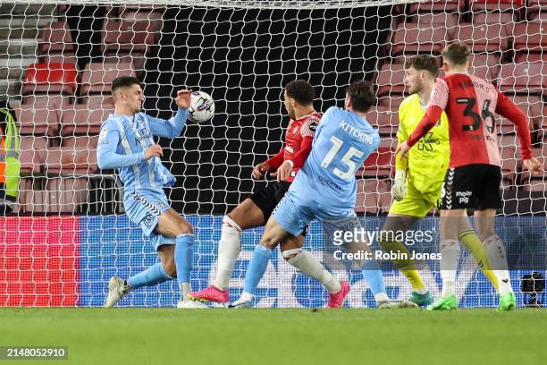 Sop10 of Southampton forces the ball home and scores a goal to make it 2-0 during the Sky Bet Championship match between Southampton FC and Coventry...