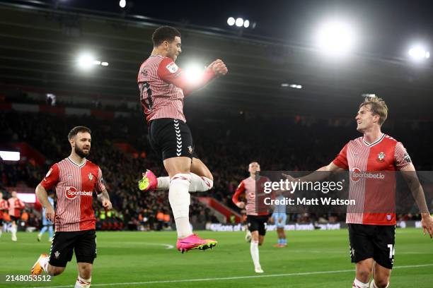 Che Adams of Southampton celebrates after scoring to put his team 2-0 up during the Sky Bet Championship match between Southampton FC and Coventry...