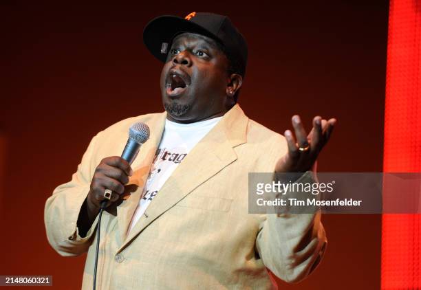 Cedric the Entertainer performs during Wild 94.9's Comedy Jam at Shoreline Amphitheatre on August 22, 2009 in Mountain View, California.