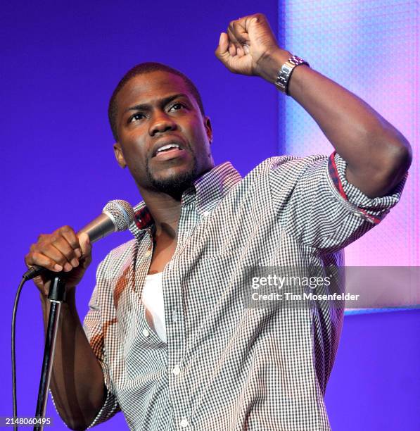 Kevin Hart performs during Wild 94.9's Comedy Jam at Shoreline Amphitheatre on August 22, 2009 in Mountain View, California.