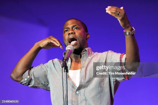 Kevin Hart performs during Wild 94.9's Comedy Jam at Shoreline Amphitheatre on August 22, 2009 in Mountain View, California.