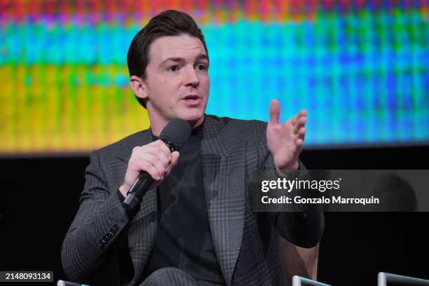 Drake Bell Singer 4,421 Drake Bell Photos & High Res Pictures - Getty Images