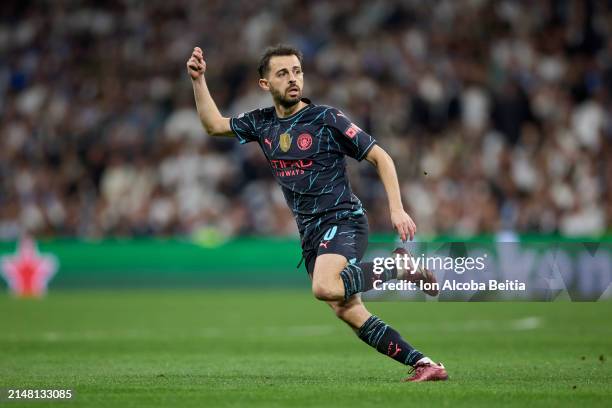 Bernardo Silva of Manchester City looks on during the UEFA Champions League quarter-final first leg match between Real Madrid CF and Manchester City...