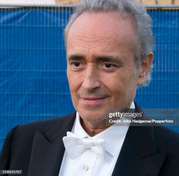 Catalan born Spanish tenor Jose Carreras prior to a performance on an outdoor stage at Holkham Hall in Norfolk, England on 1st September 2006.