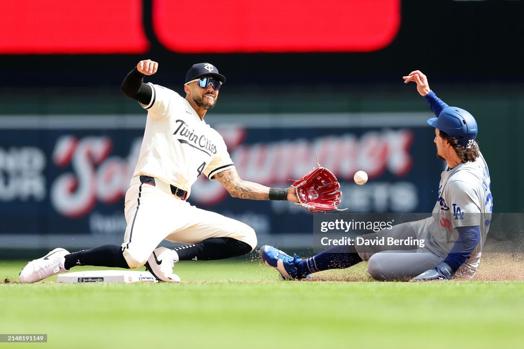 Los Angeles Dodgers v Minnesota Twins
