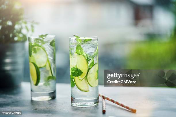 summer mojito mocktail - mojito stock pictures, royalty-free photos & images