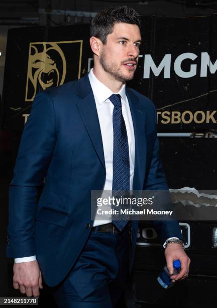 Sidney Crosby of the Pittsburgh Penguins arrives to the arena prior to the game against the New York Rangers at Madison Square Garden on April 01,...