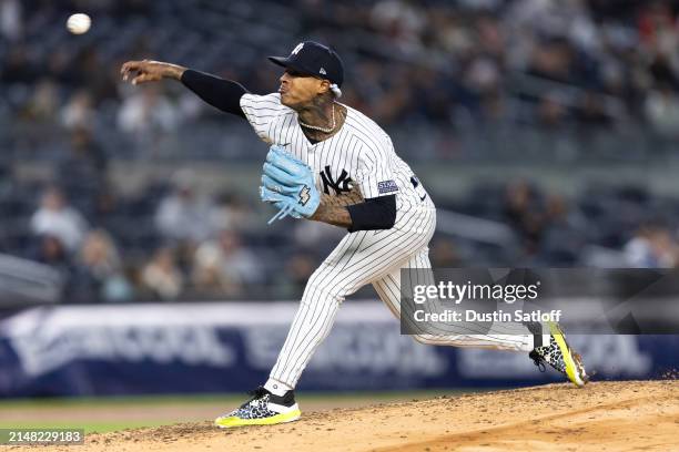 Marcus Stroman of the New York Yankees throws a pitch during the fourth inning of the game against the Miami Marlins at Yankee Stadium on April 10,...